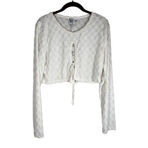 Princess Polly Crop Top White 12 Textured Knit Y2K Mod Retro Chic Neutral Artsy